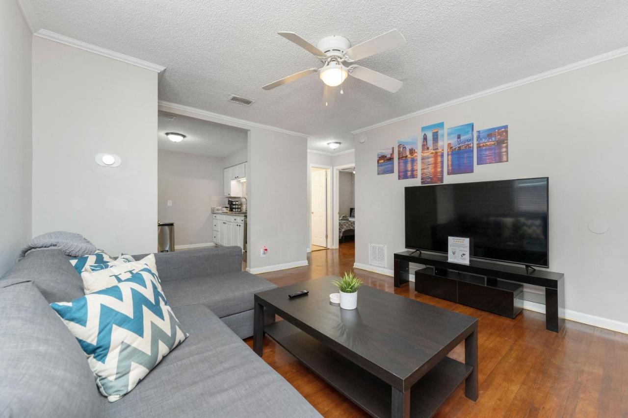 King Bedroom 2Bed1Bath Sleeps 4 Close To Town Center Downtown Beach Mayo Clinic Jacksonville Exterior foto
